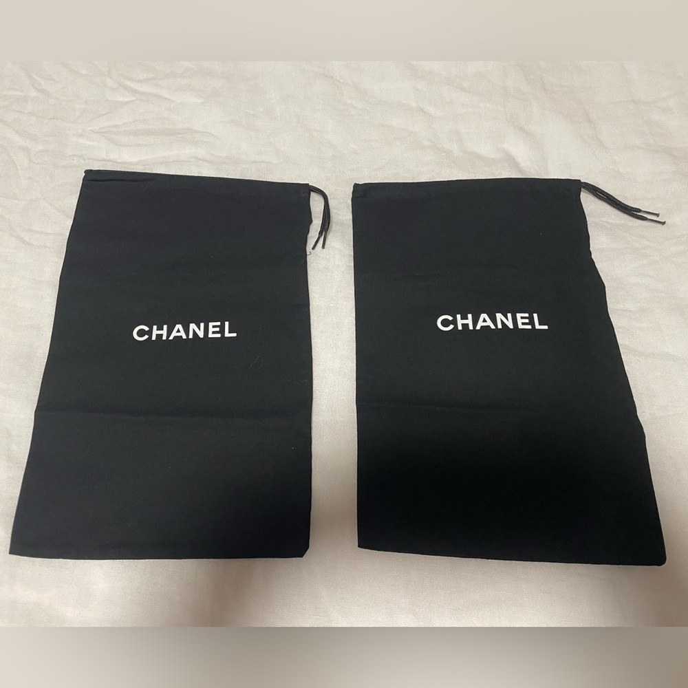 Chanel, authentic pair of dust bags! Perfect condition! Never used!